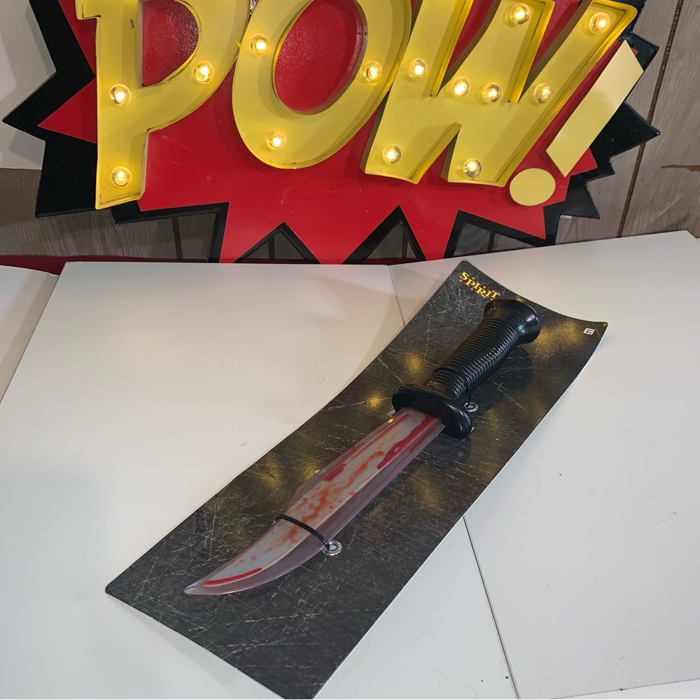14” Bleeding Knife Blood Red Plastic Halloween Horror Prop; Toy; New Packaged